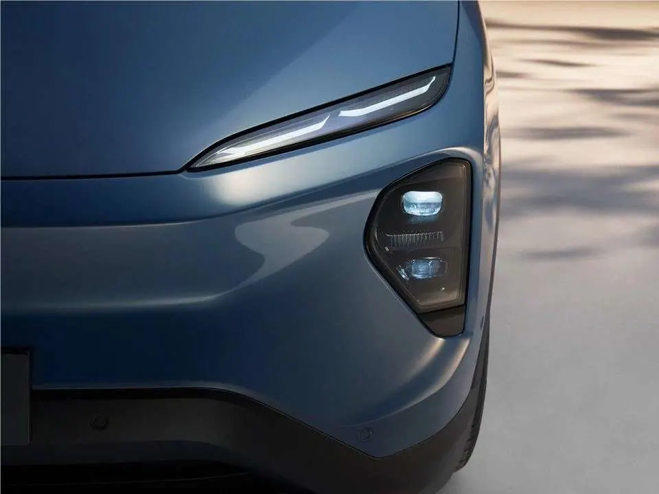 NIO ES7