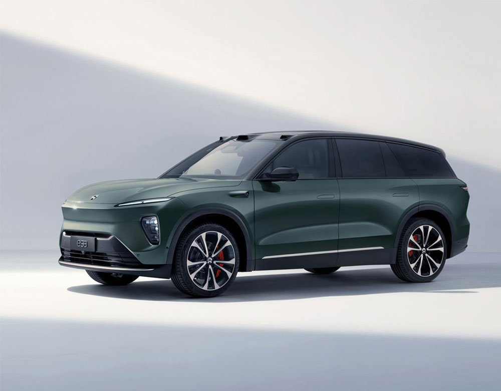 NIO ES8