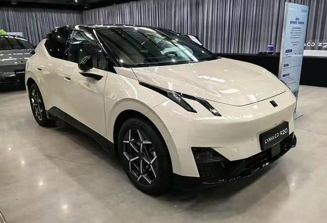 LYNK&CO Z20 Coming Soon